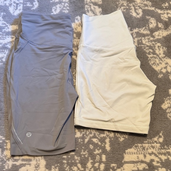 lululemon athletica Gray and Cream Bike Shorts - Picture 1 of 5